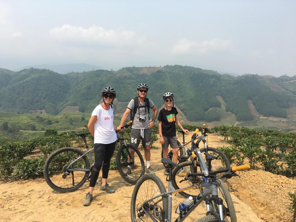 Sapa Bicycle Adventure: Explore Vietnam’s Scenic Highlands on Two Wheels